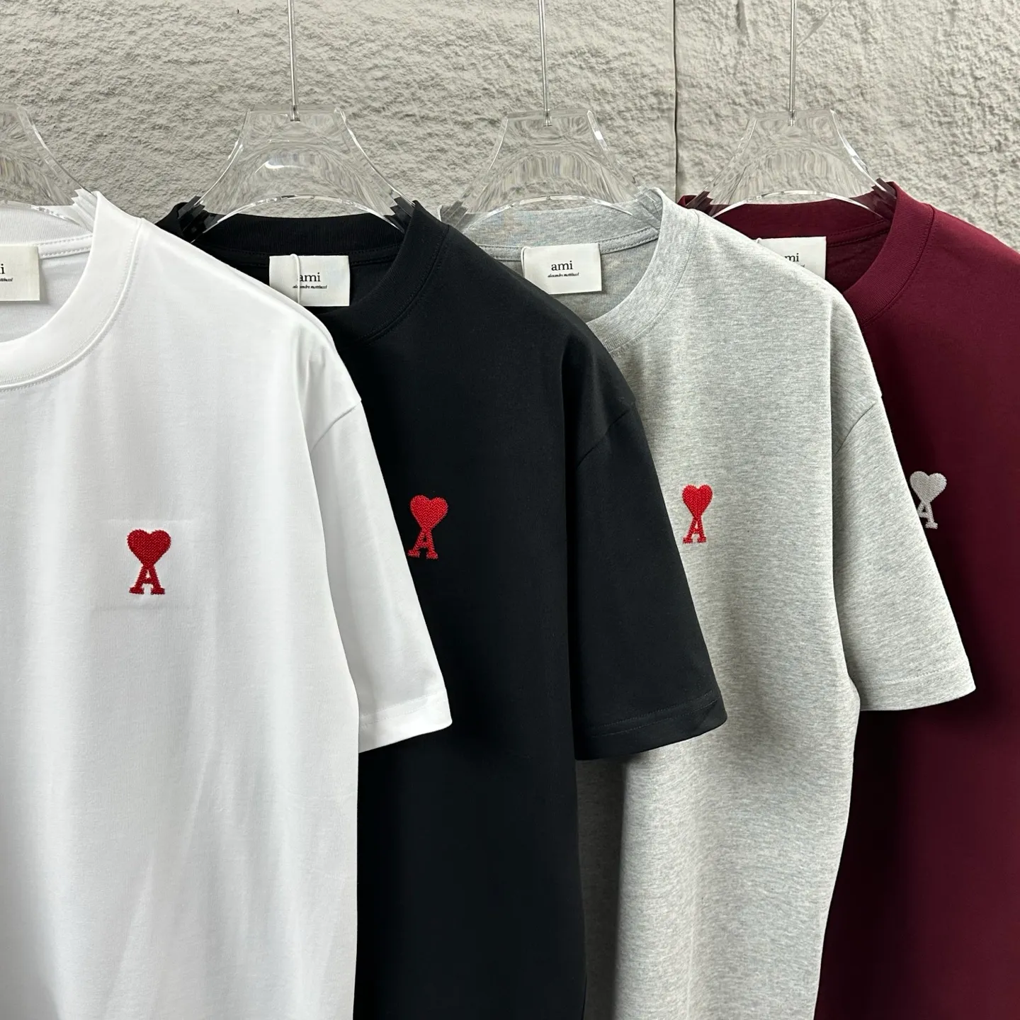 Ami Love 2026 Spring and Summer Style Classic simple three-dimensional embroidery small love personalized logo Customized double yarn plain cotton fabric Short-sleeved T-shirt Men and women Same Style Color: Black White Flower Gray Angola Red Size: S (90-130 pounds) M (120-150 pounds) L (140-165 pounds) XL (160-180 pounds) XXL (180-210 pounds)